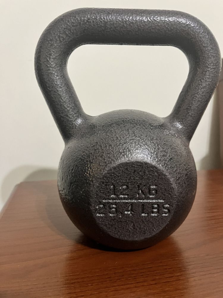 Kettlebell kula 12 kg czarna hantle