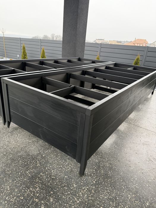 Висока грядка з ДПК, декоративний город