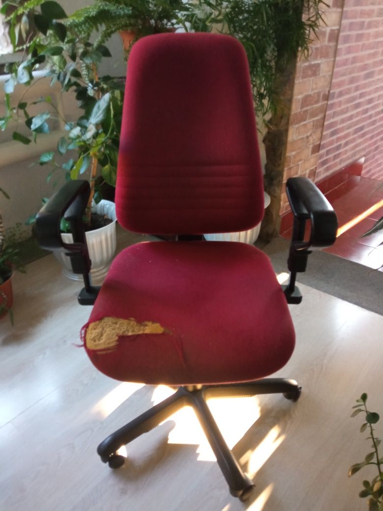 Офисное кресло, для компьютера