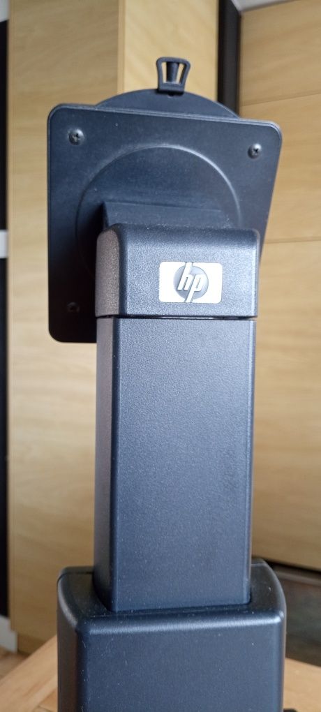 Regulowana noga uchwyt stopa od monitora HP LP2465 pivot