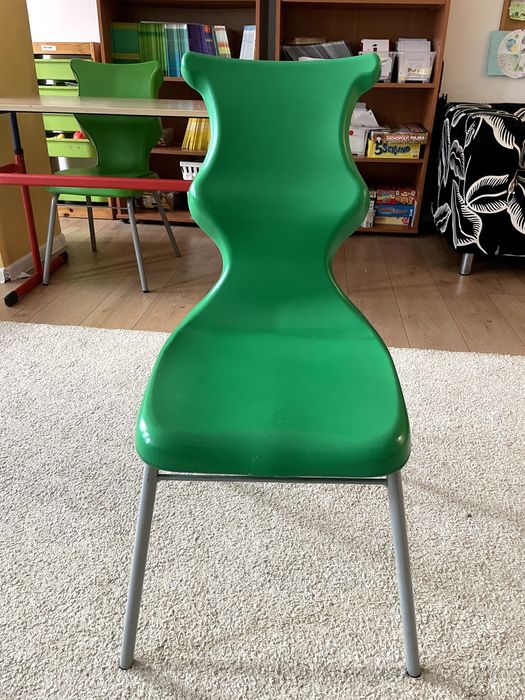 Krzesła szkolne i przedszkolne Dobre Krzesło / Entelo zielone czerwone
