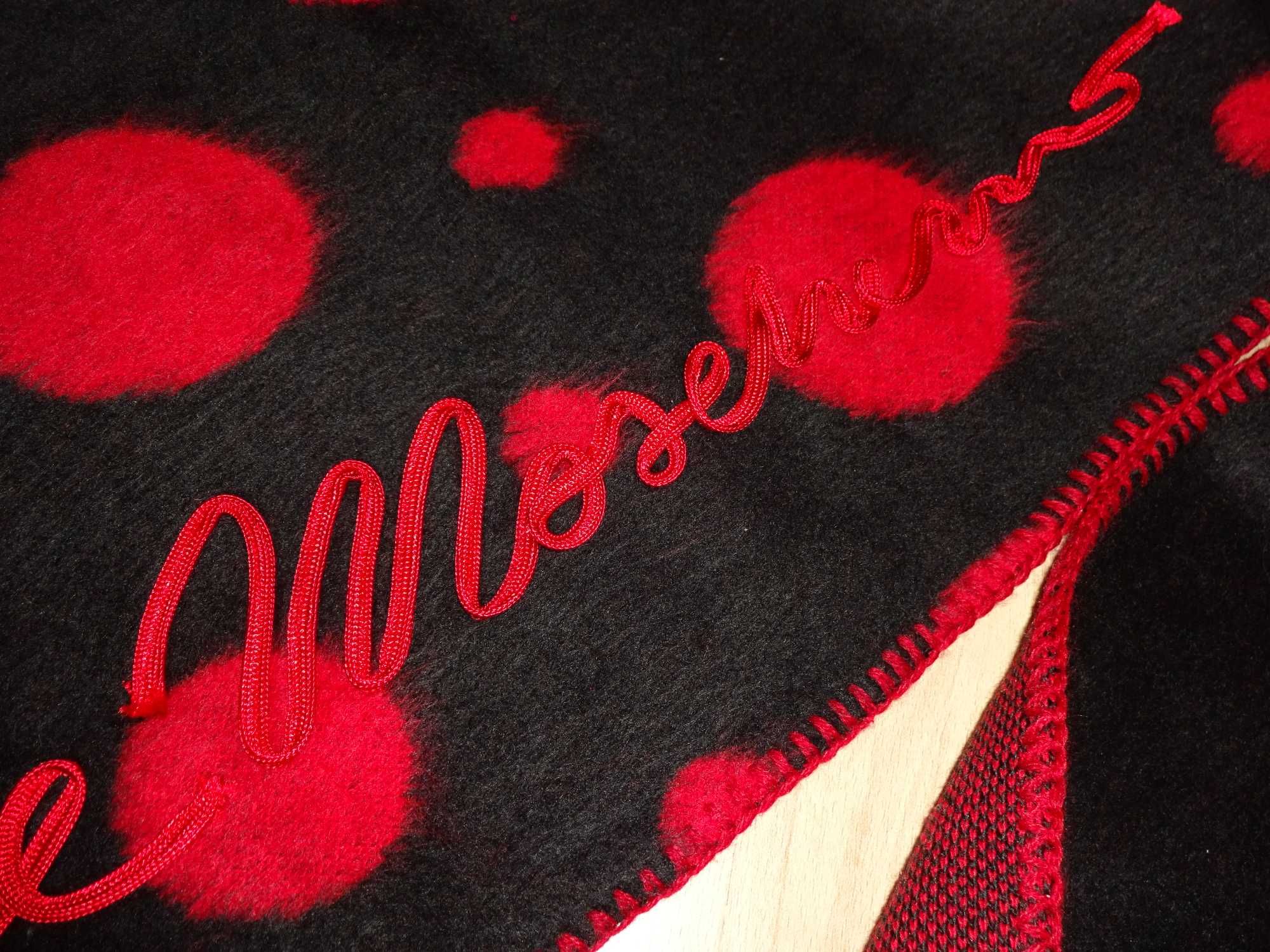 MOSCHINO Boutique Larioseta Como czarny czerwone grochy szal szalik