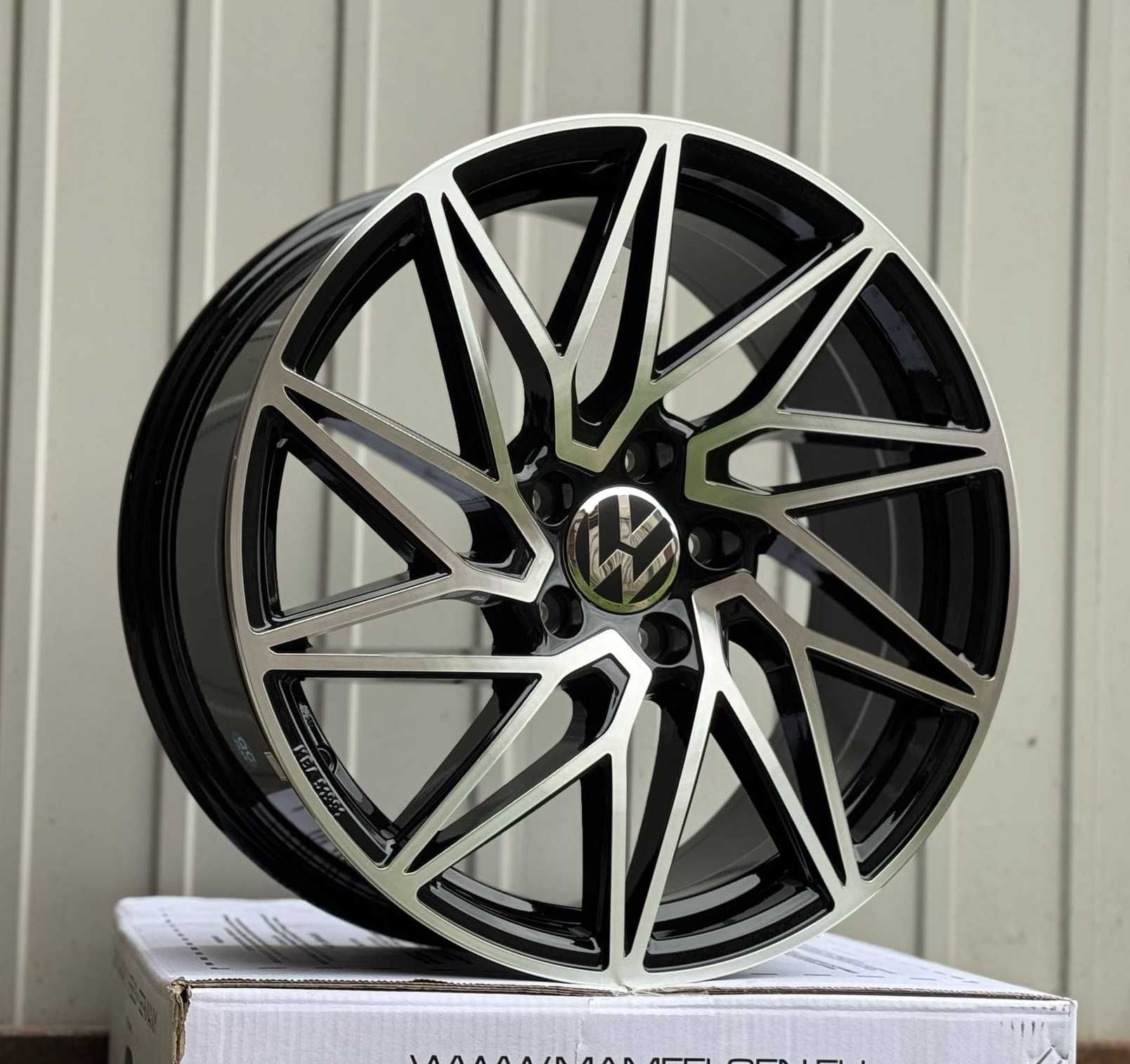 Alufelgi 5x112 r18 VW NOWE! Passat Jetta Touran Tiguan CC Arteon 216#