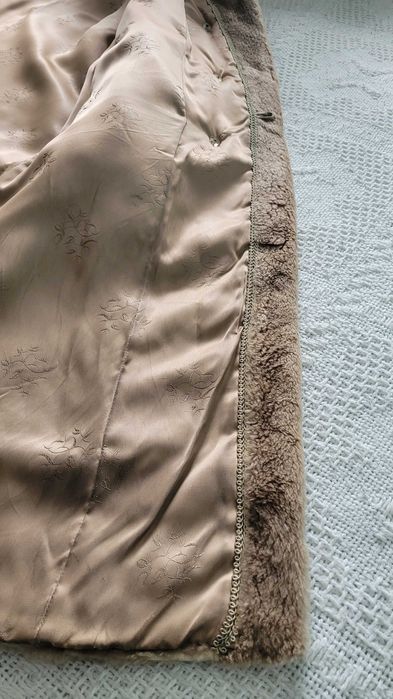 futro norki. Piękny płaszcz