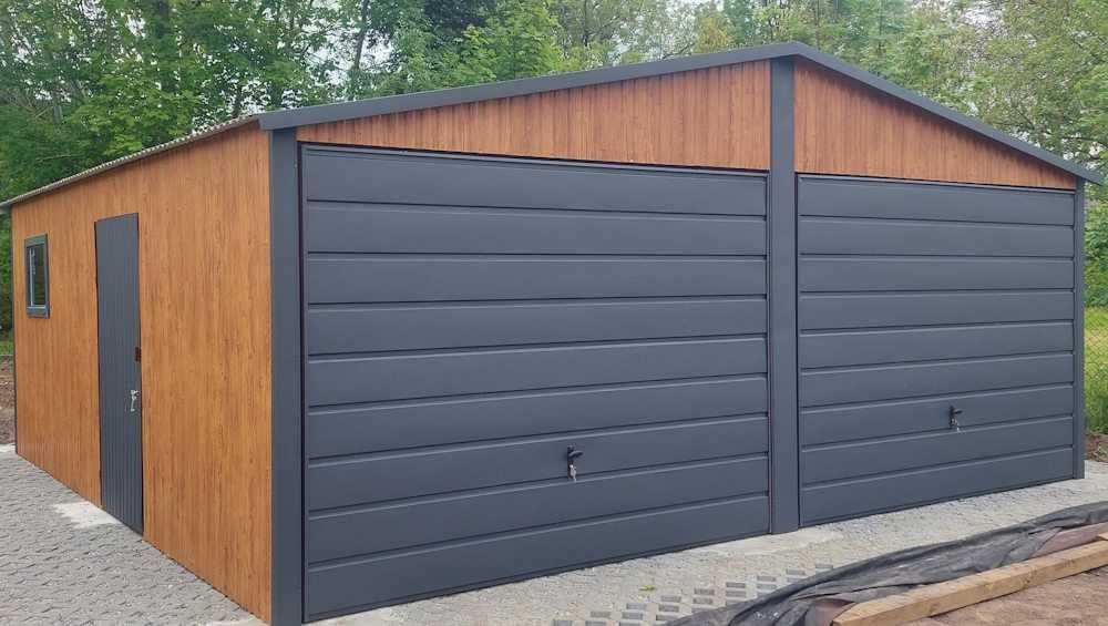 Garaż blaszany 6x5 drewnopodobny Garaże Blaszane 6x5 grafit okucia