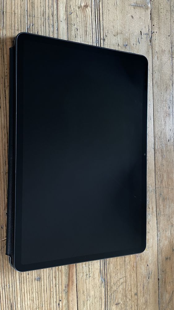 Huawei matepade 11 + etui z klawiaturą