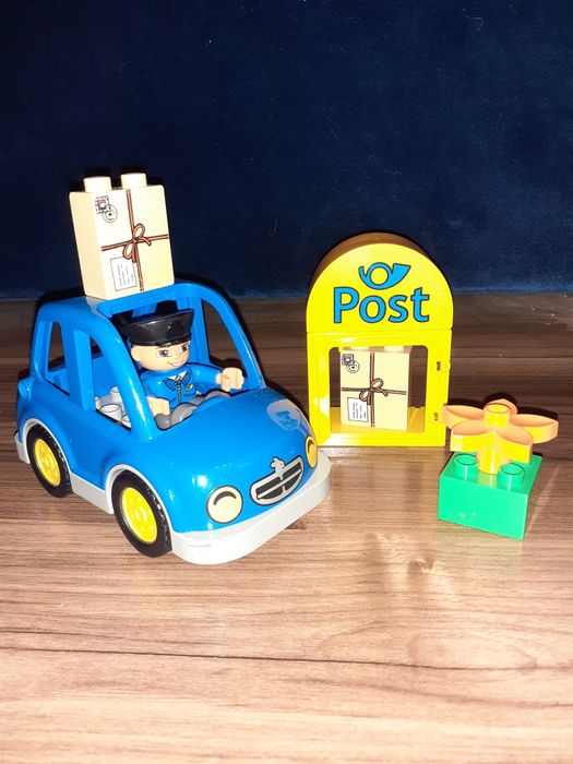 Lego Duplo poczta listonosz samochód