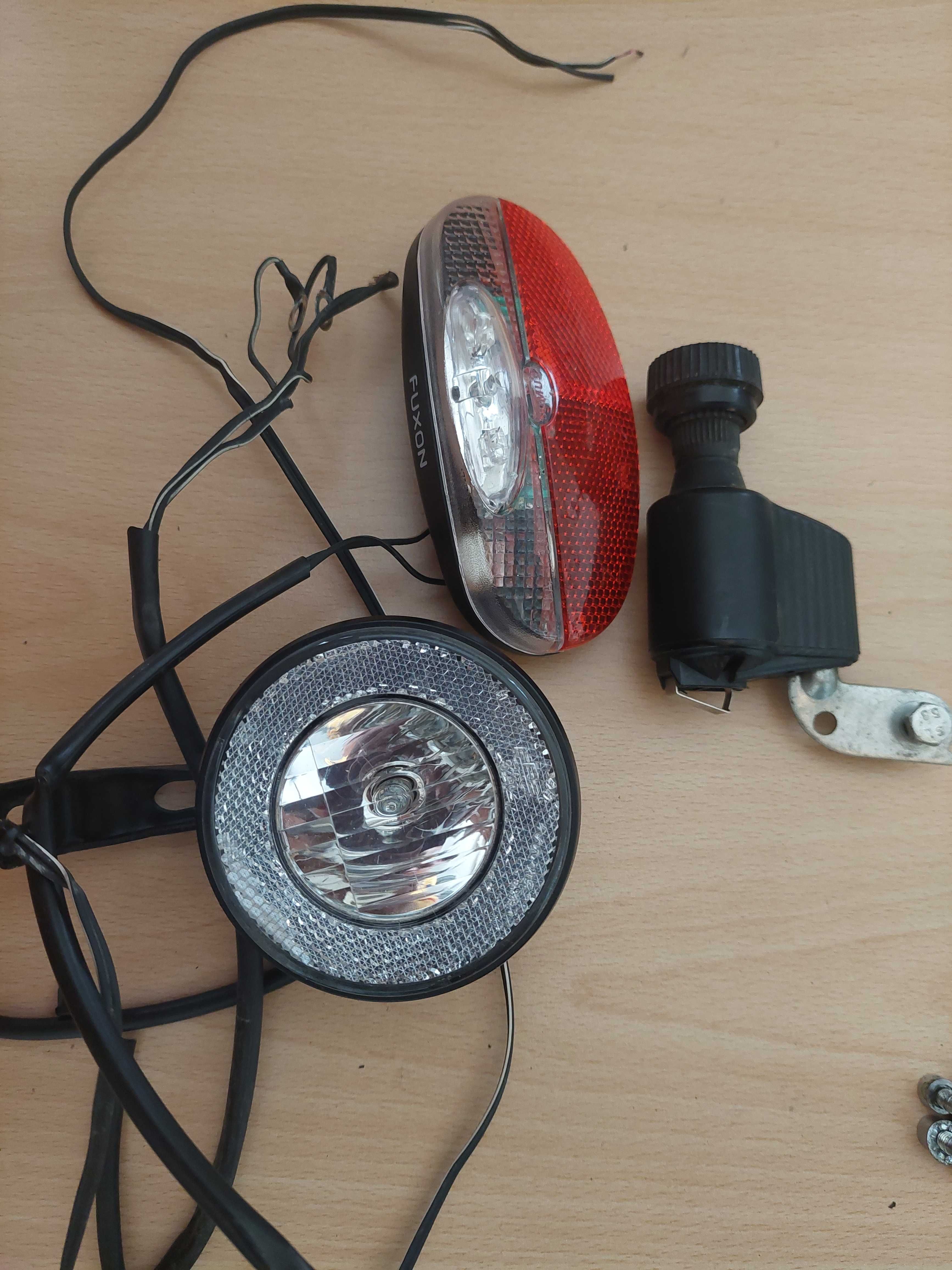 Zestaw oświetlenie dynamo lampki przód i tył Halogen komplet SPRAWNE