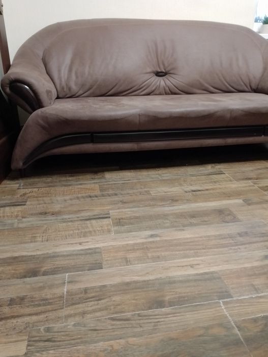 Продам диван в Хмільнику