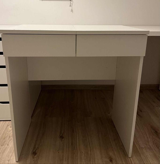 Toaletka BRIMNES biała