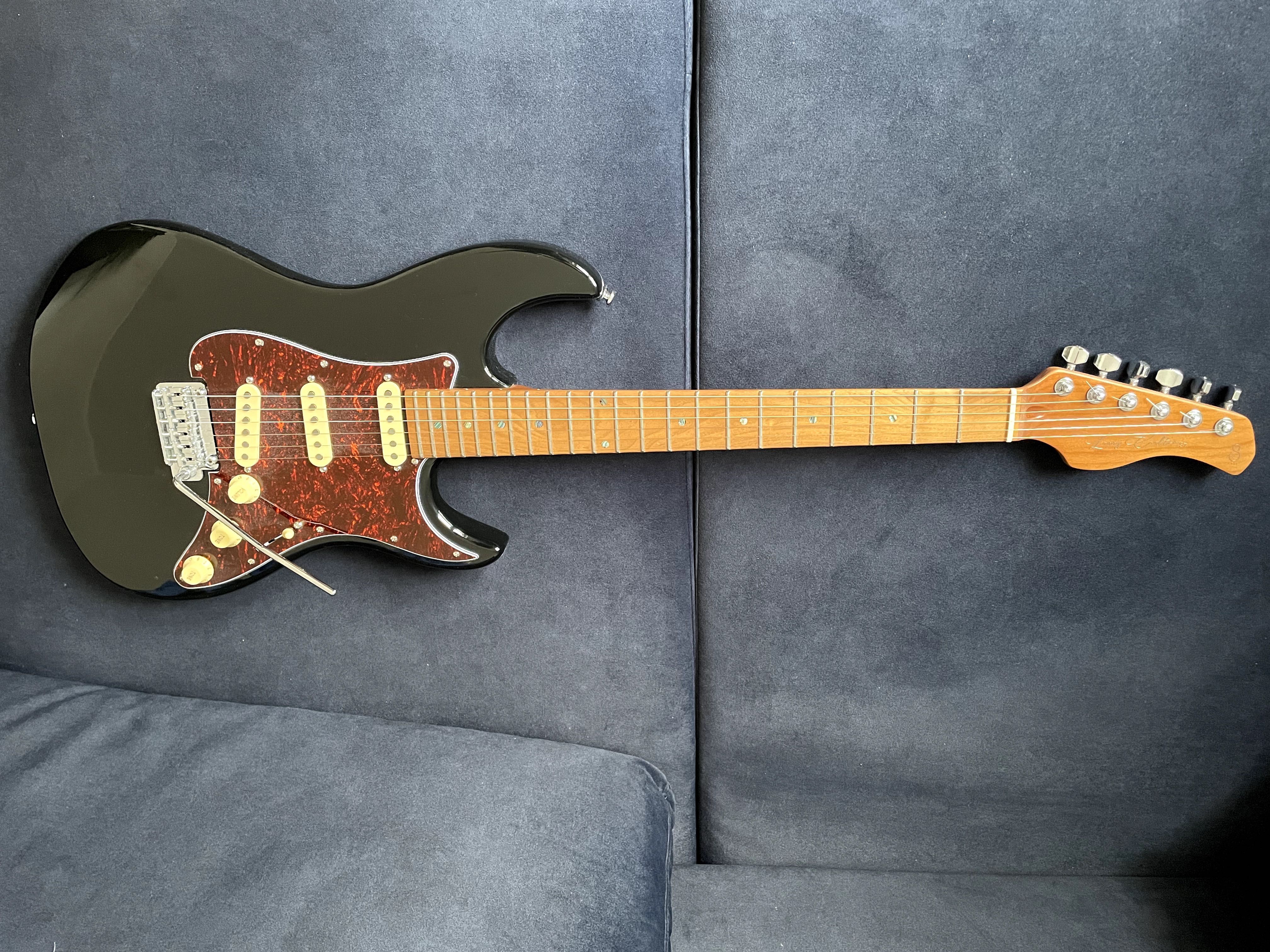 Stratocaster Larry Carlton S7 SSS (jak nowa)