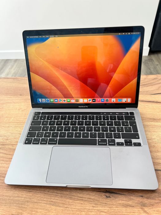 MacBook Pro 13” M1 (2020)