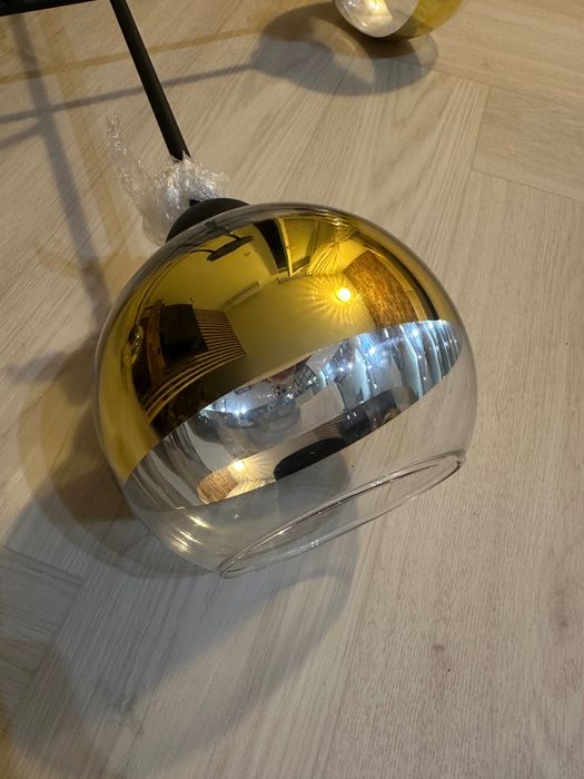 Lampa sufitowa 4 klosze