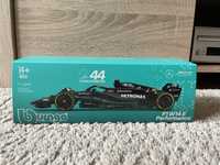 Bburago 1:24 F1 Mercedes W14 Lewis Hamilton 44