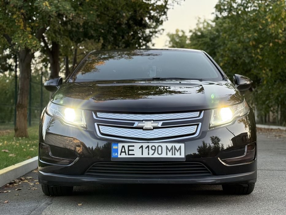 Продам Chevrolet Volt 2014 Plugin Hybrid