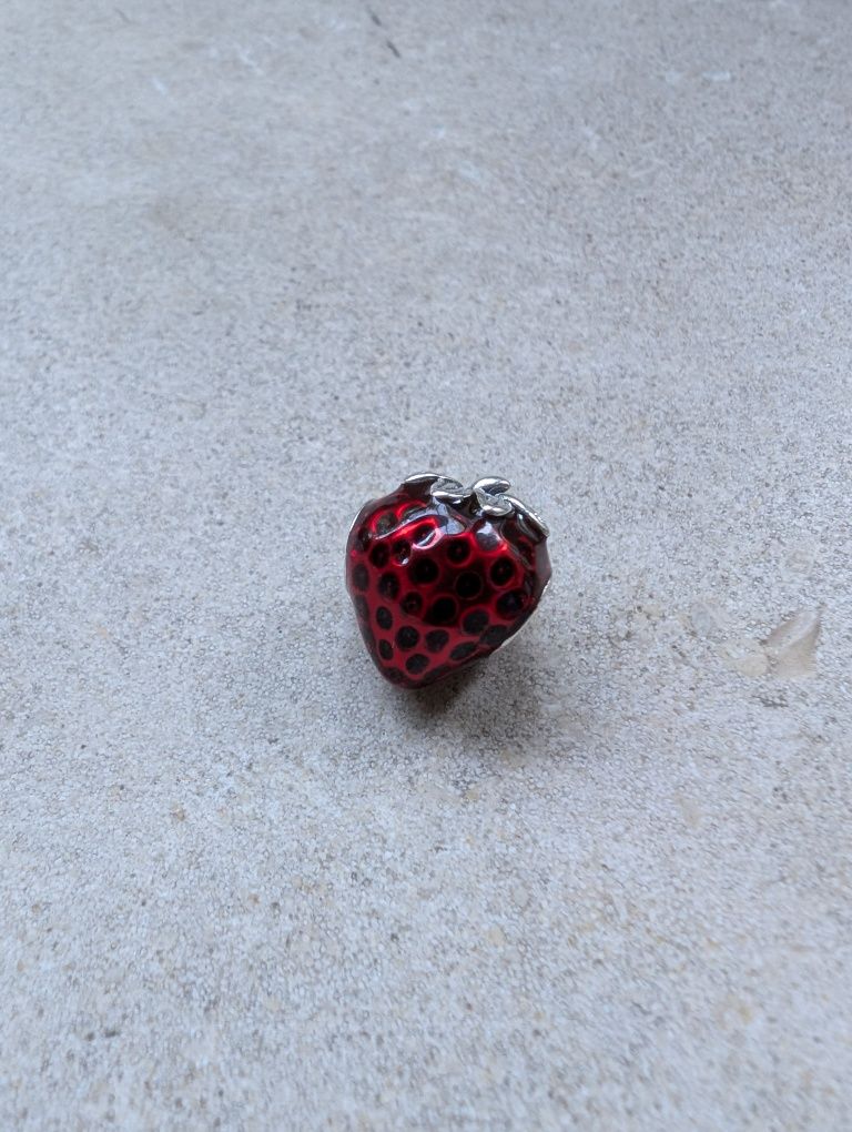 Peça Pandora Seeded Strawberry Fruit Joia