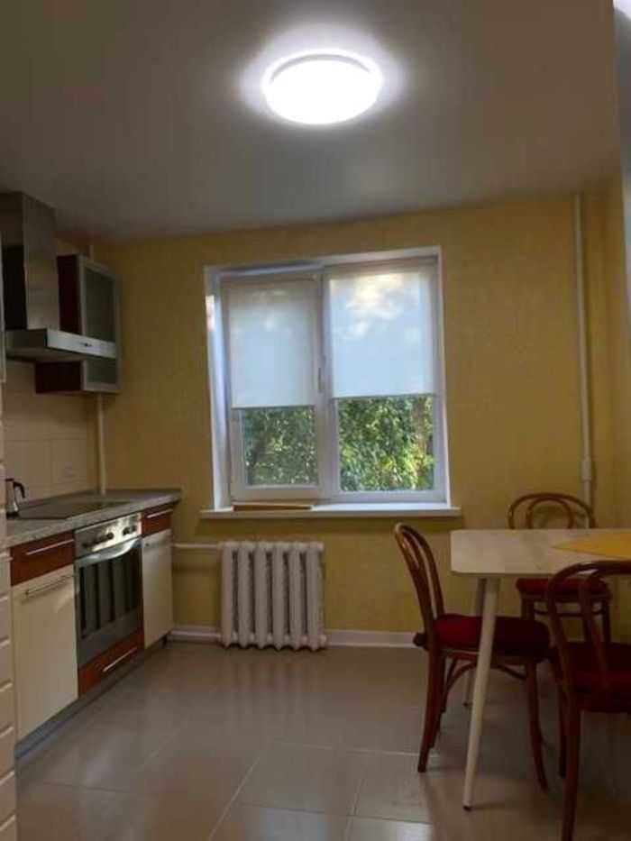Здається 2х кімнатна квартира (50 м2) вул. Байкальская , 78