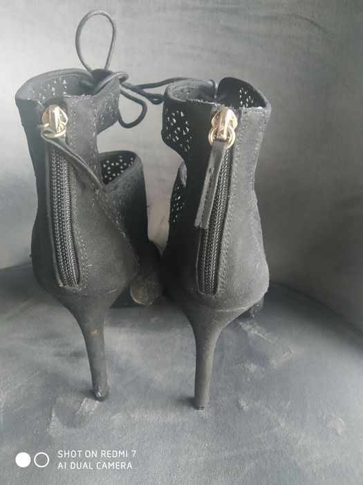 Mega seksowne, czarne szpilki Stradivarius, rozm.39