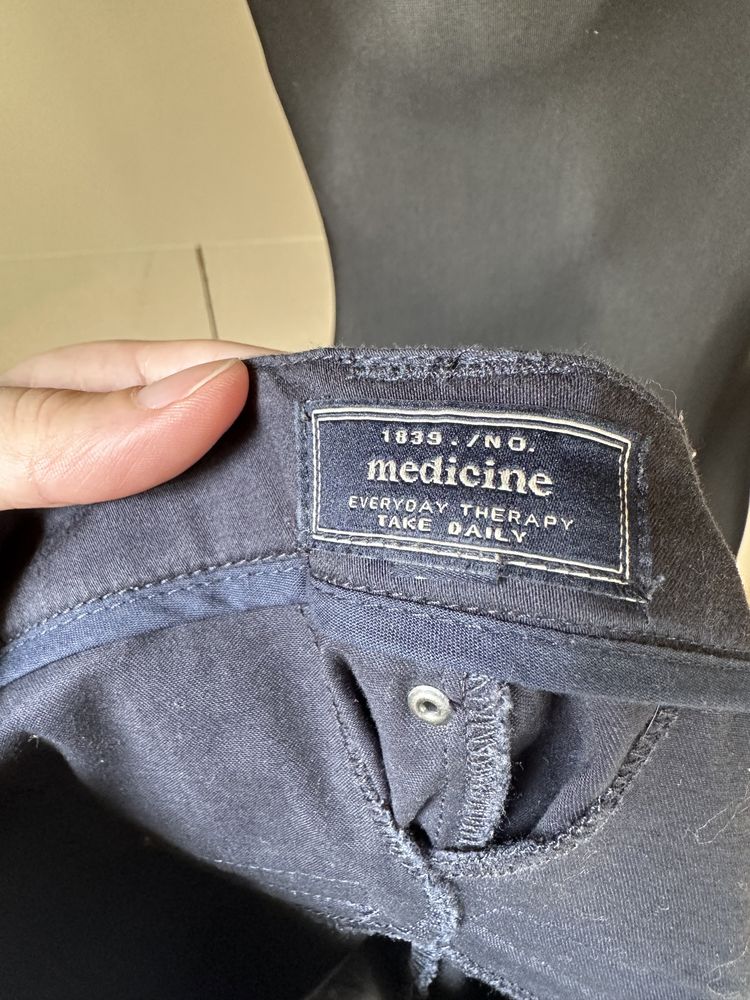 BEZ WAD Spodnie chinosy damskie 38/M Medicine granatowe rurki #1663