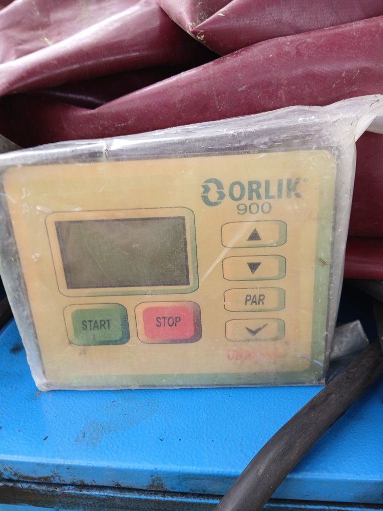 Sprezarka śrubowa 15 kw HAZE z osuszaczem