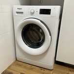 Pralka ładowana od przodu wolnostojąca Whirlpool: 7 kg - FWG71083W PL