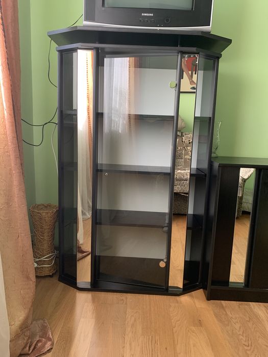 Меблі в кімнату