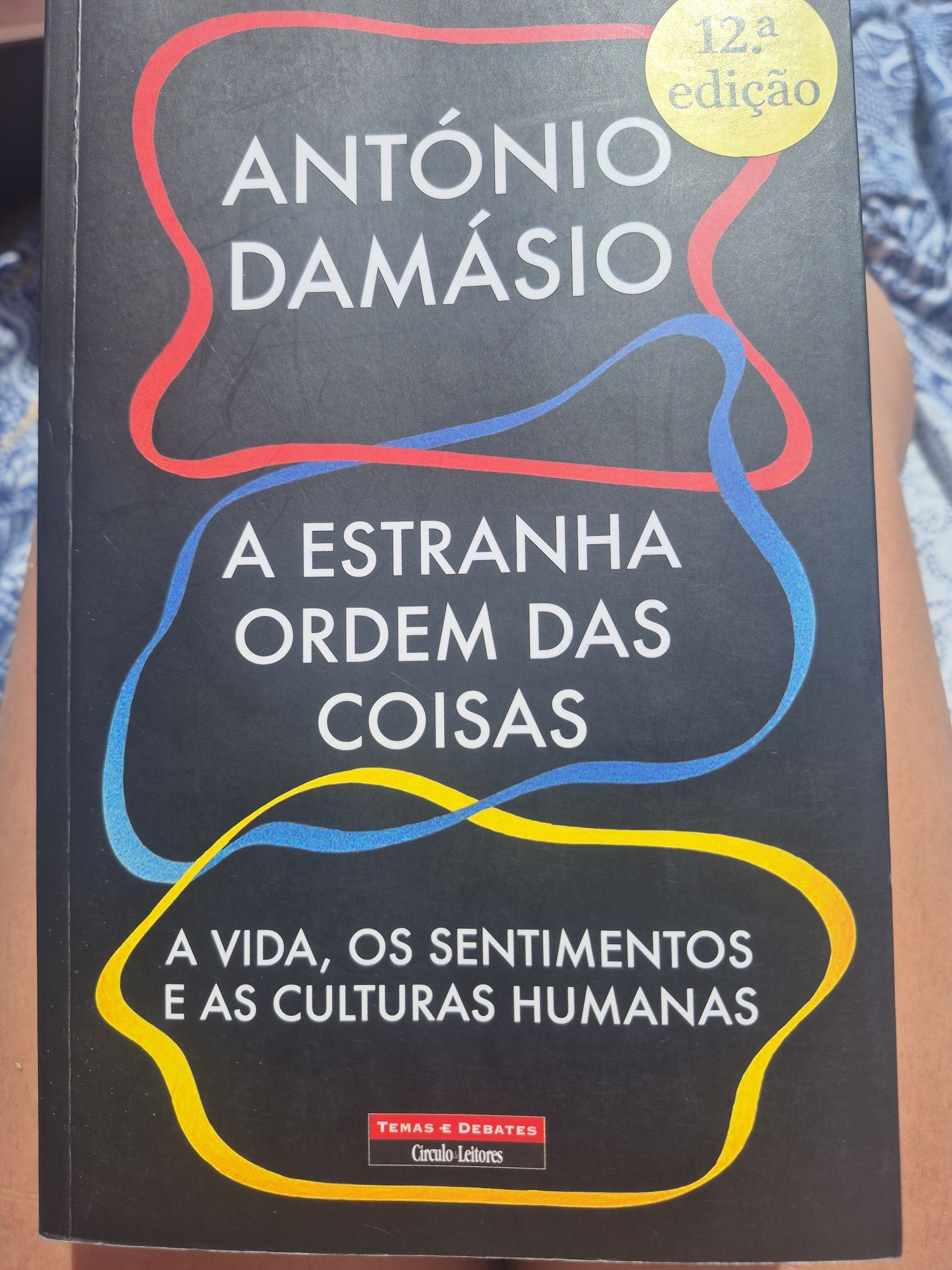 Livro a estranha ordem das coisas de António Damásio