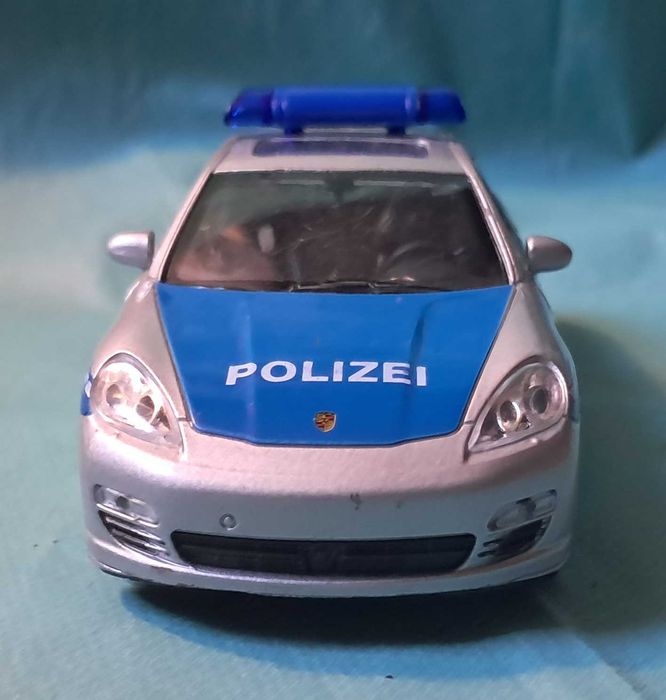 Autko, resorak Welly - Porsche Panamera S