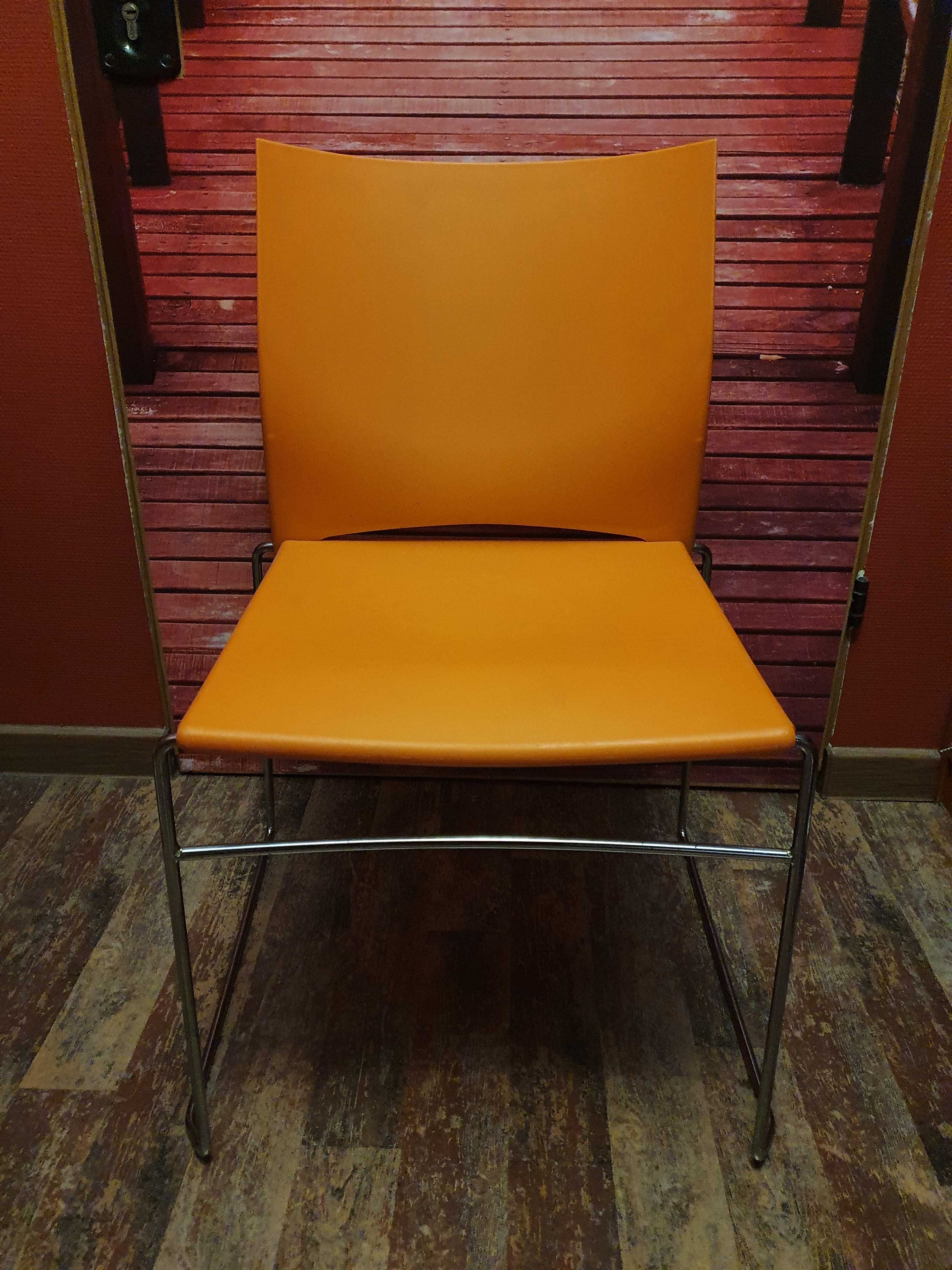 Krzesło ARIZ Profim pomarańczowe