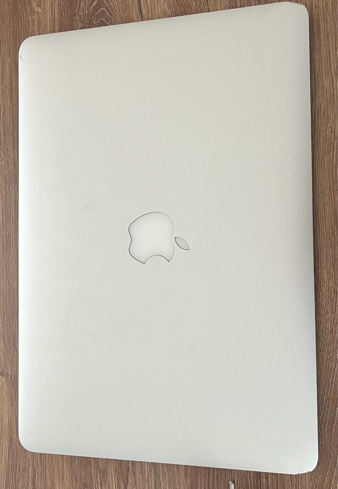 Apple MacBook Air 13 2017r.