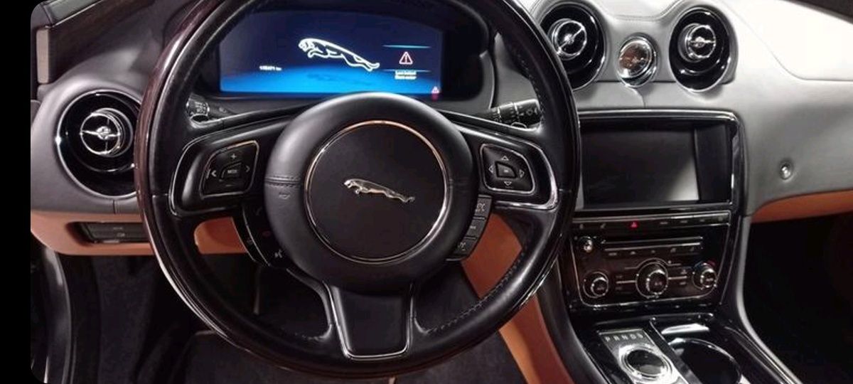Jaguar XJ 3.0 V6 Kompressor AWD Portfolio