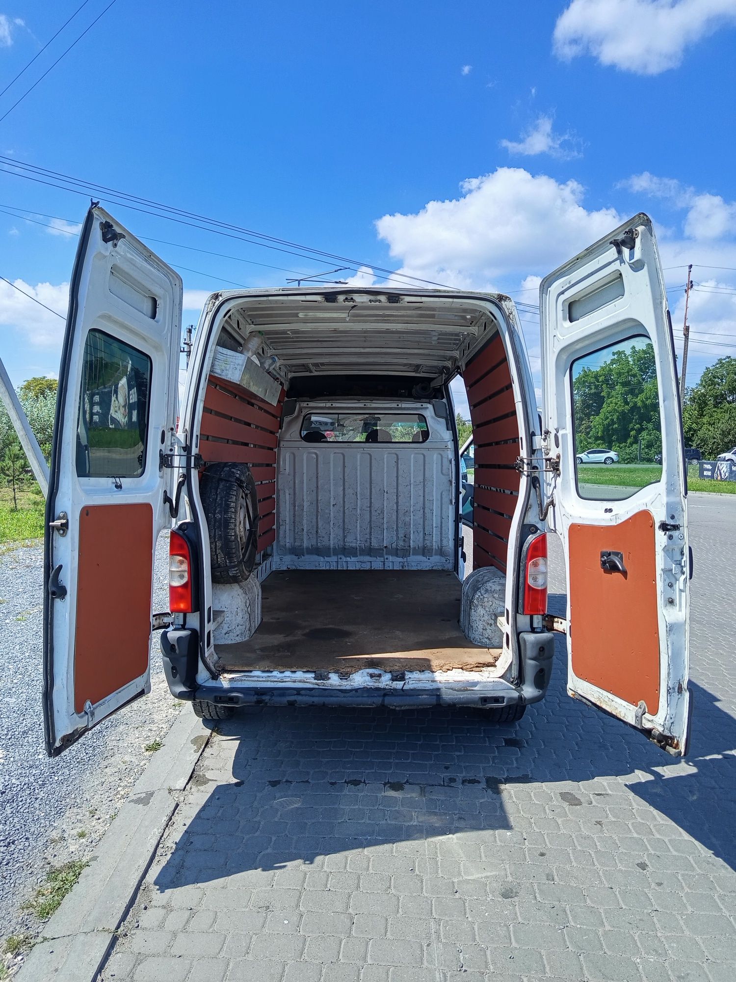 Nissan Interstar 2005p. 3.0dci