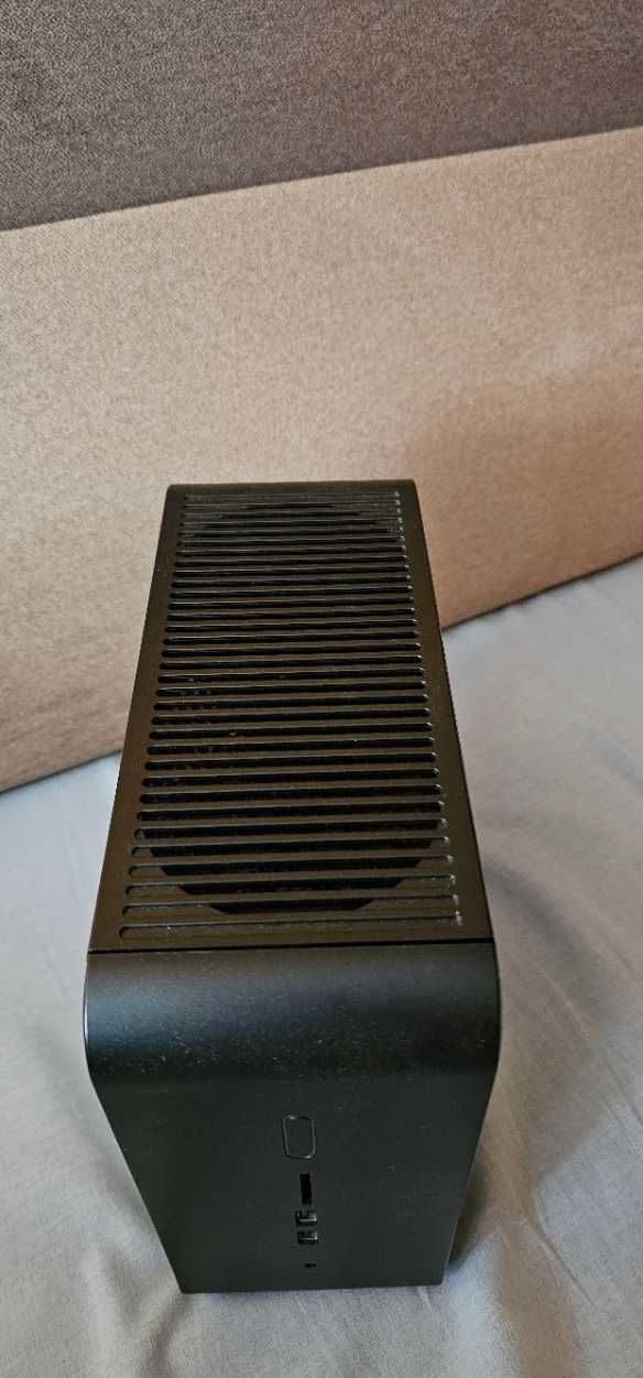 Intel  NUC 9 Extreme NUC9i7QNX