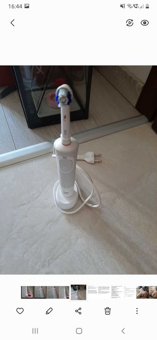 Szczoteczka Oral-B. Elektryczna. Lux