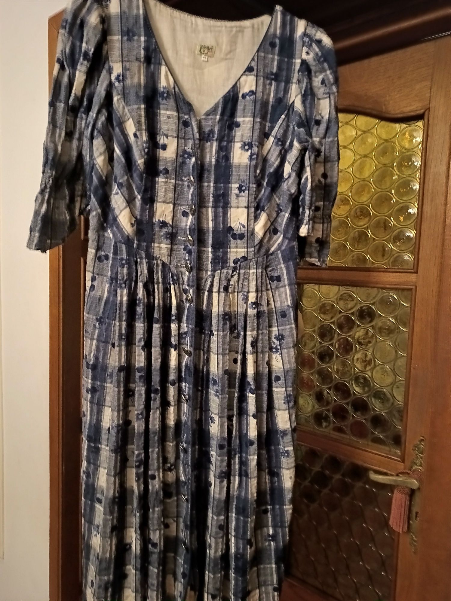 Sukienka bawarska, Distler, 44