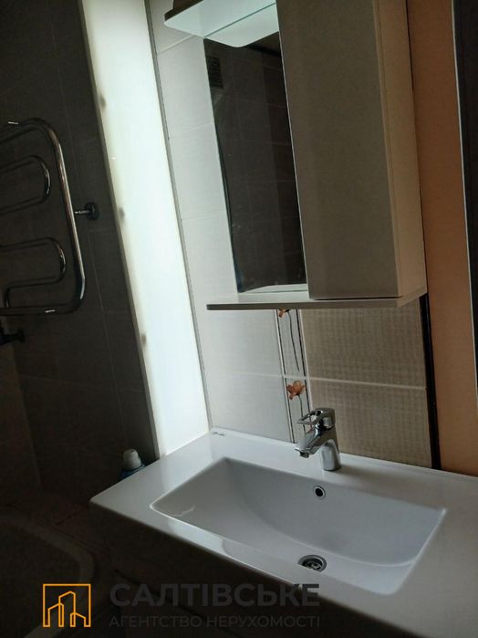 8725-ЕМ Продам 2к квартиру на Салтовке  Героев Труда 533 м/р