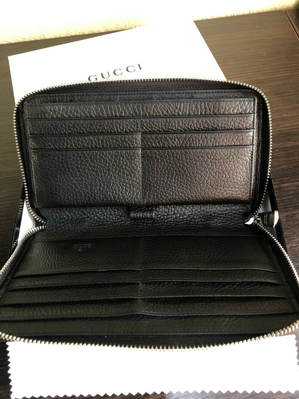 Чёрное портмоне Gucci