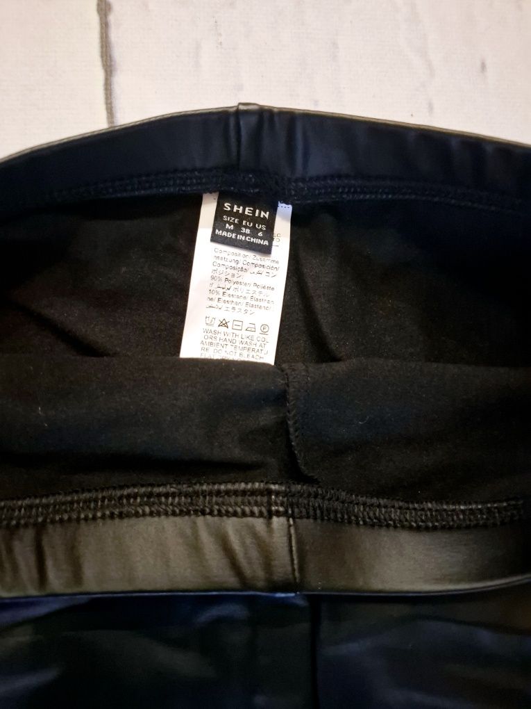 Nowe skórzane czarne legginsy ocieplane M/L