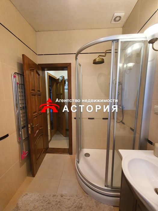 Продаж повнометражної 3-кімнатної квартири!