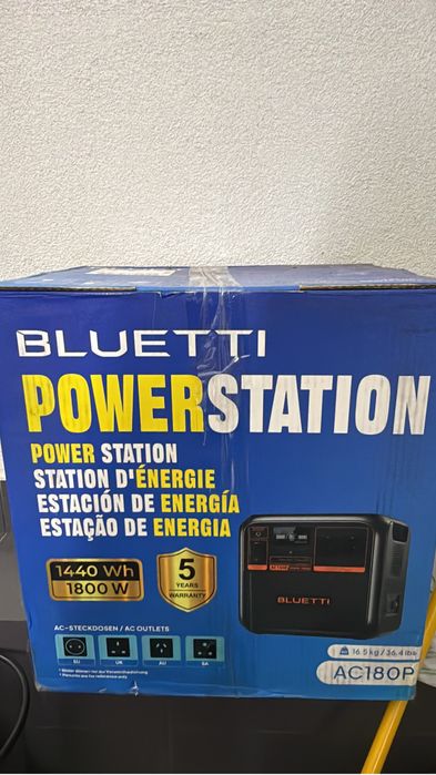 Портативна електростанція 1800 Вт, 1440 Вт*год Bluetti AC180P