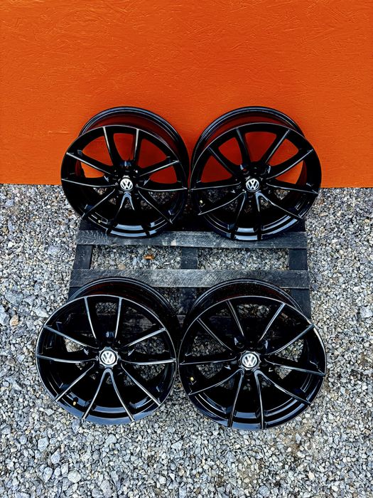 Диски R17 5.120 ET32 цо 72.6 оригінал bmw e90 f30 x3 f25 x1 т5 т6