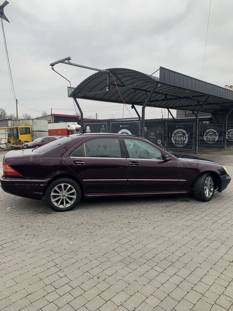 Mercedes-Benz S-Class 1999