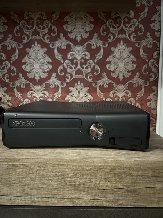 Продам xbox 360