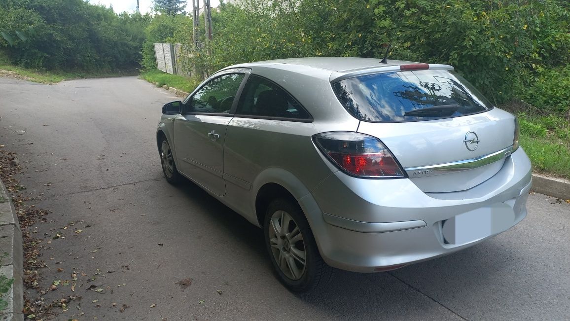 Opel Astra GTC 1.6 +Lpg 2006r