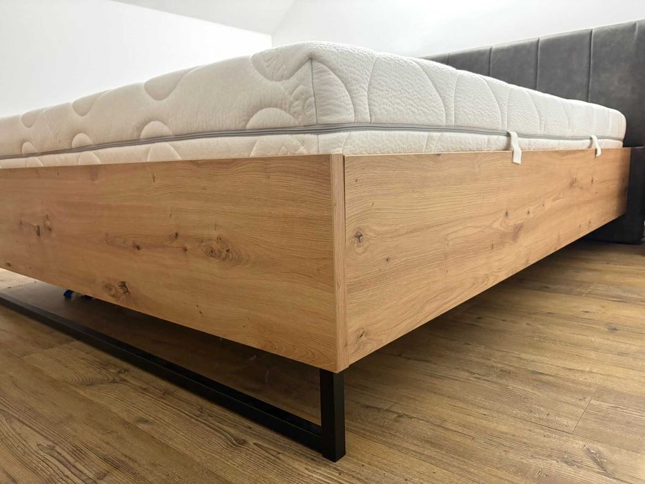 sypialnia łóżko materac szafki nocne