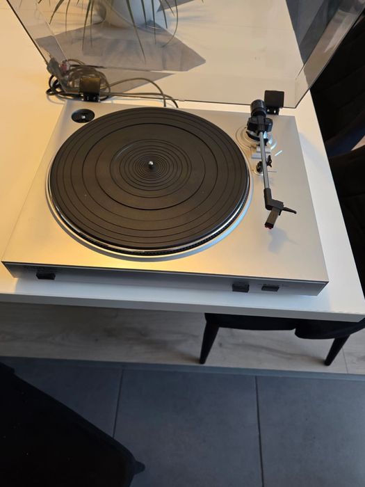 Gramofon w stanie idealnym