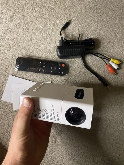 Проектор-міні Full HD, проектор