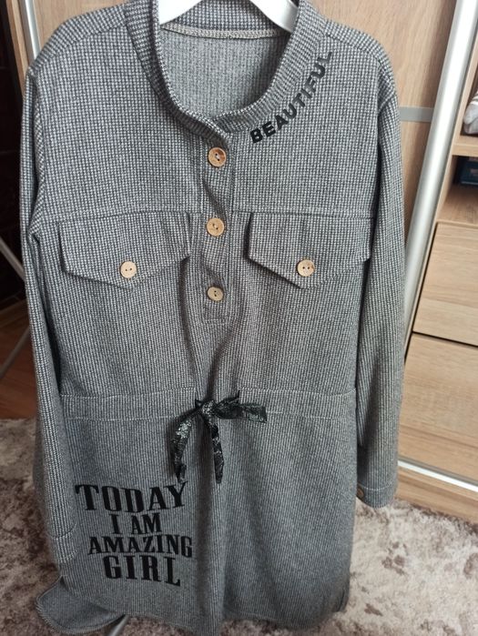 Тепла туніка в хорошому стані