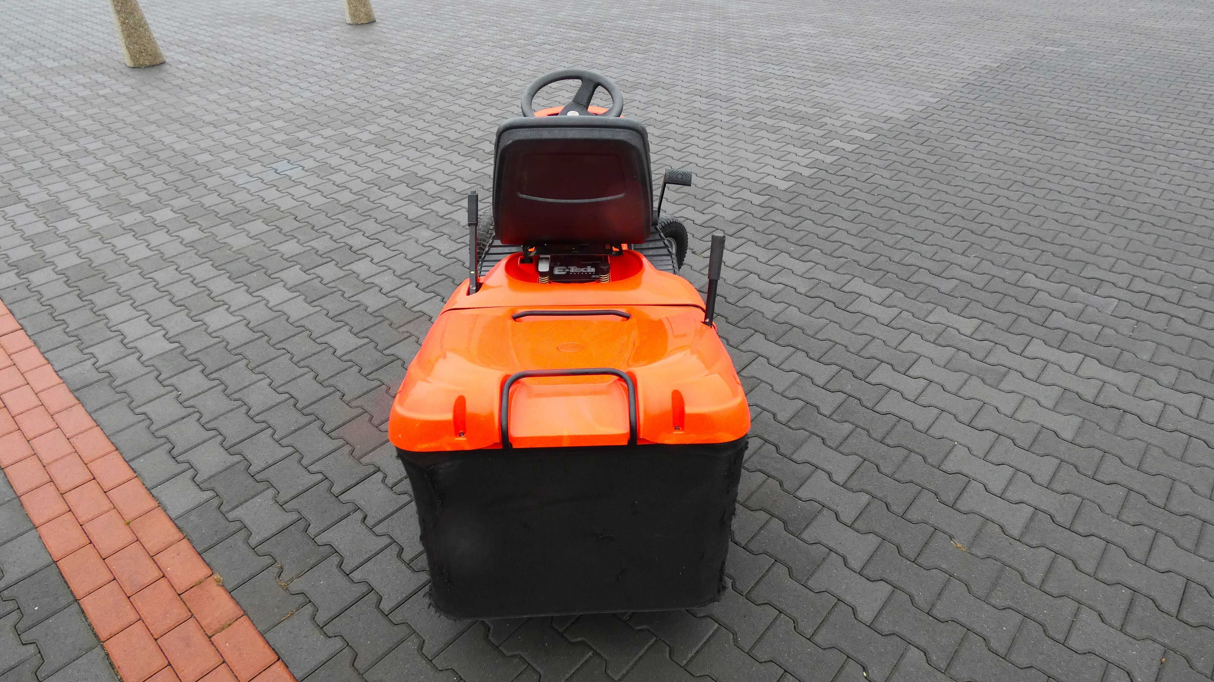 Traktorek kosiarka Dolmar HONDA 2 Cylindry (161208.4) - Baras