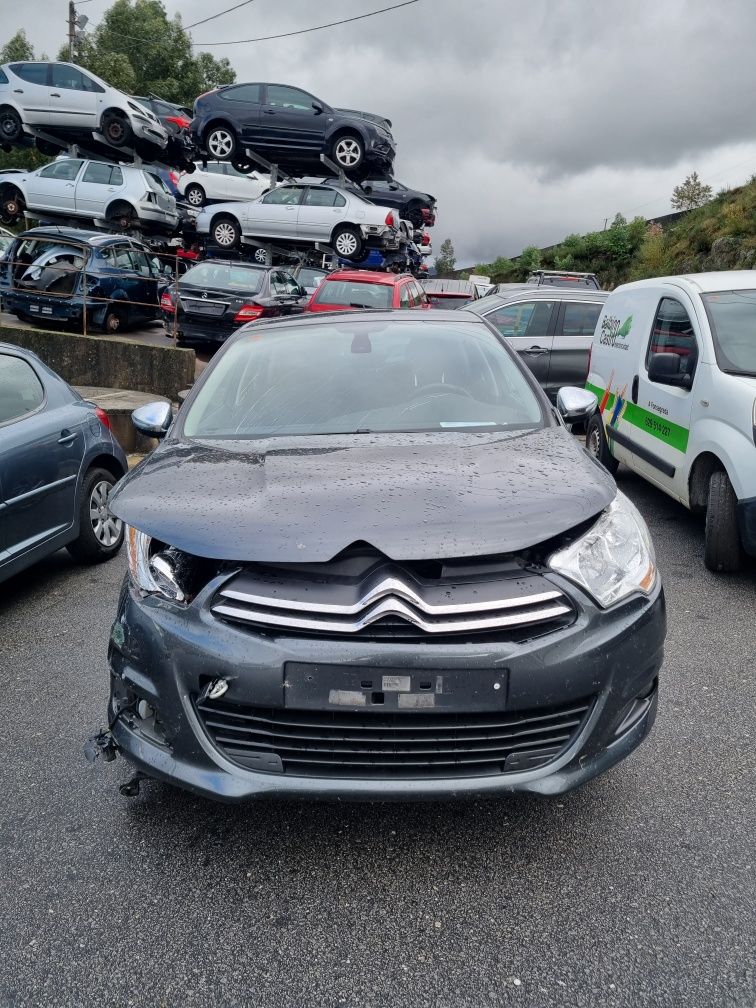 Citroën C4 II 1.6 eHDi de 2012 para peças